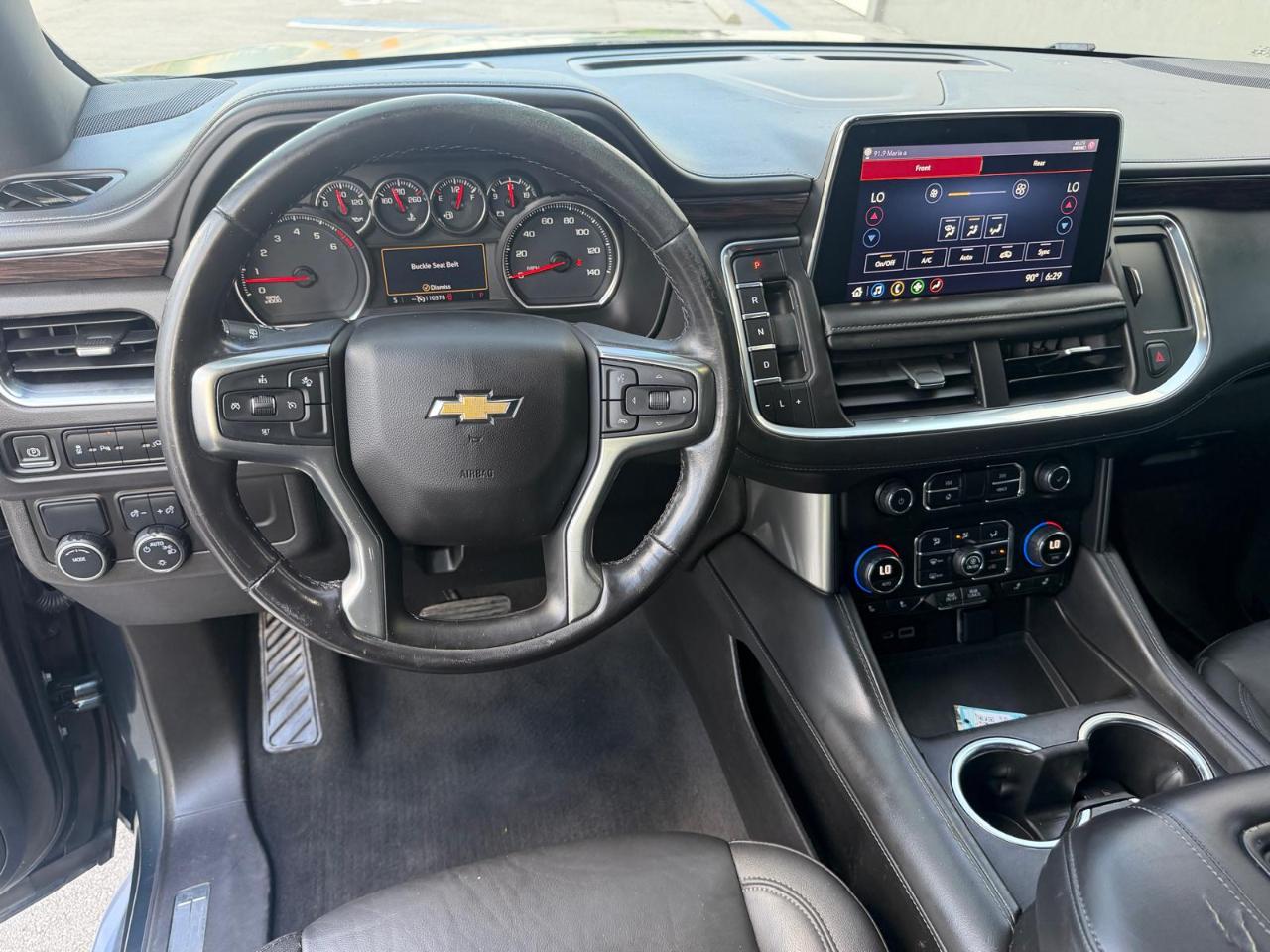 Chevrolet Suburban 2WD 4dr LT 2021