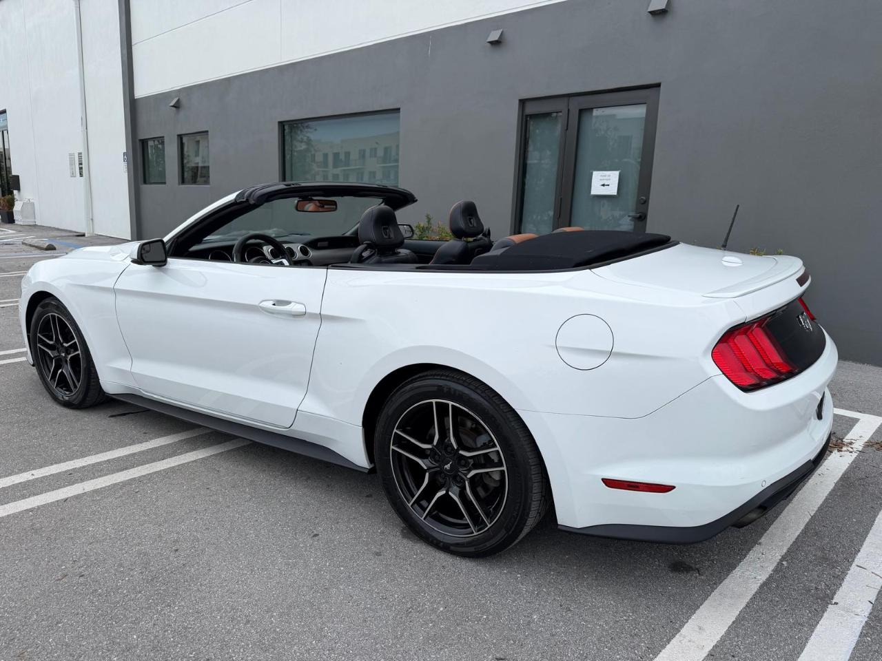 Ford Mustang EcoBoost Convertible 2019
