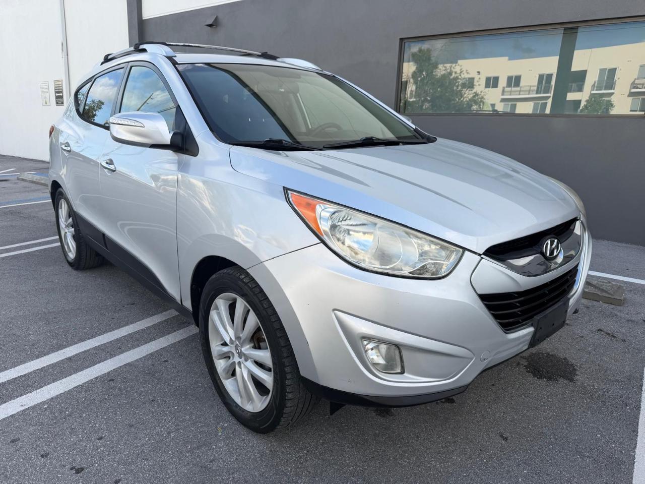 Hyundai Tucson FWD 4dr Auto Limited 2012