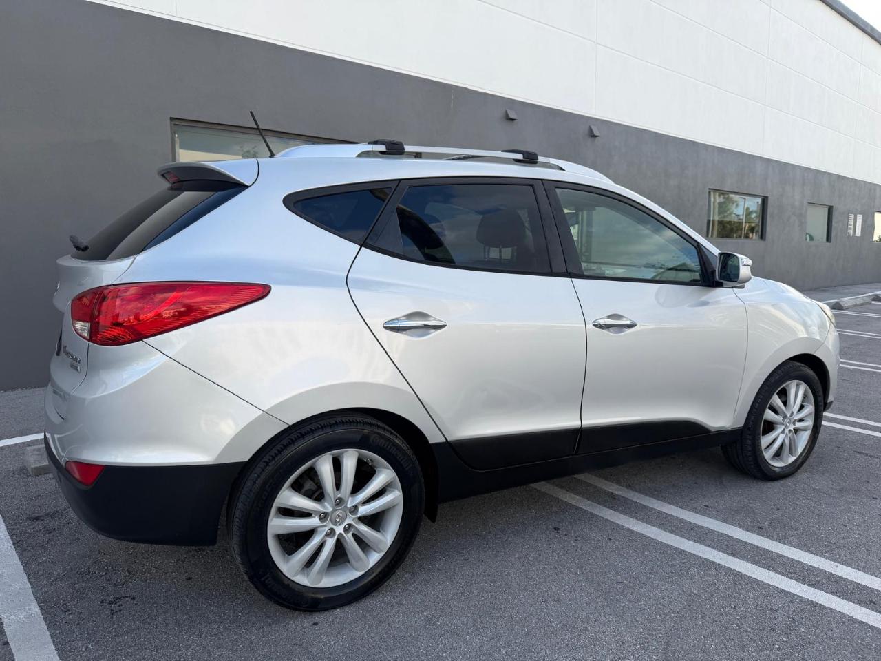 Hyundai Tucson FWD 4dr Auto Limited 2012