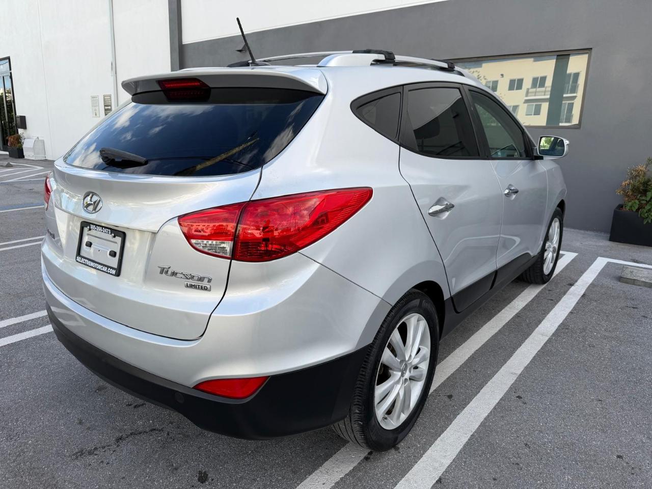 Hyundai Tucson FWD 4dr Auto Limited 2012