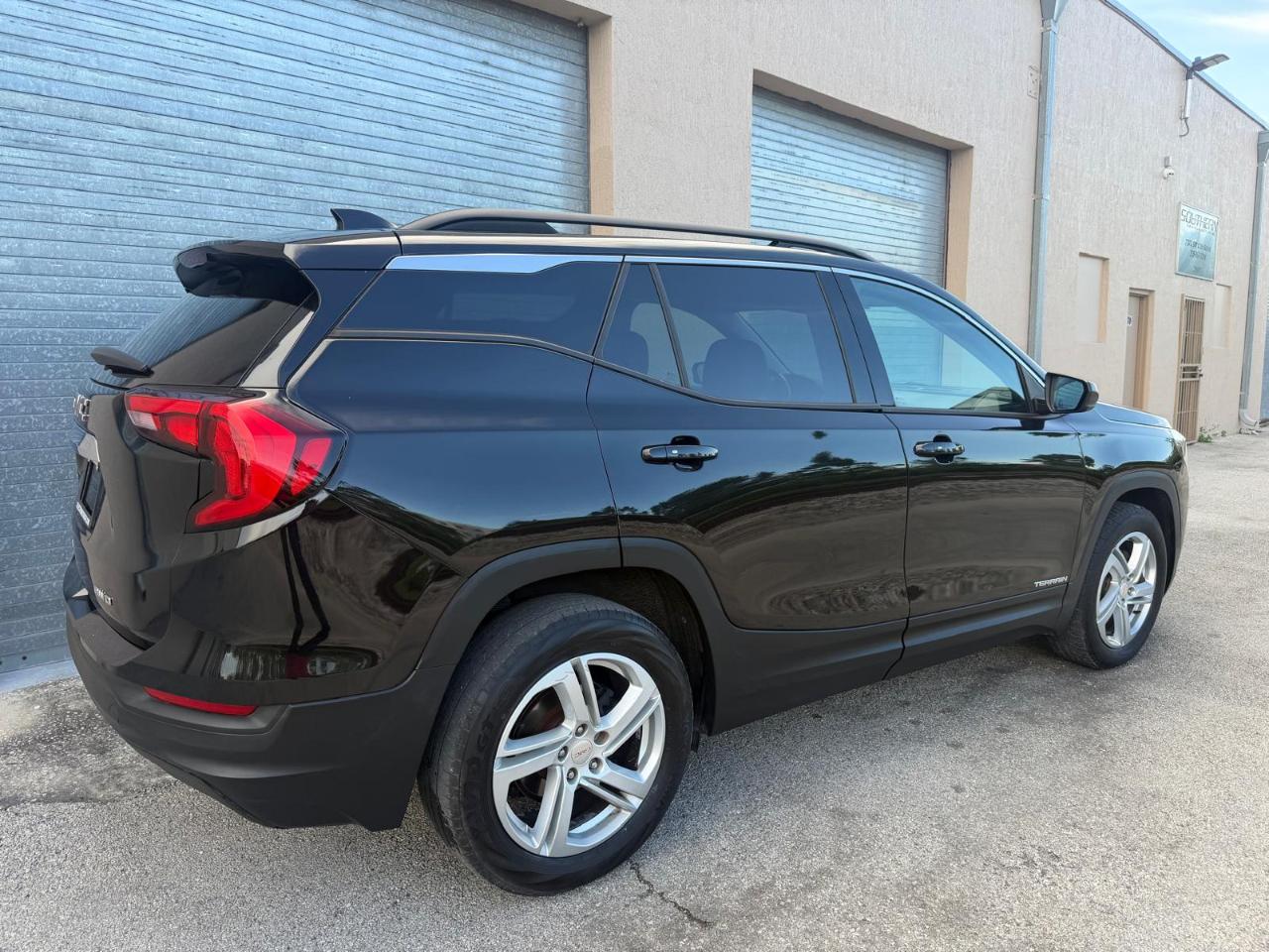 GMC Terrain AWD 4dr SLE 2019