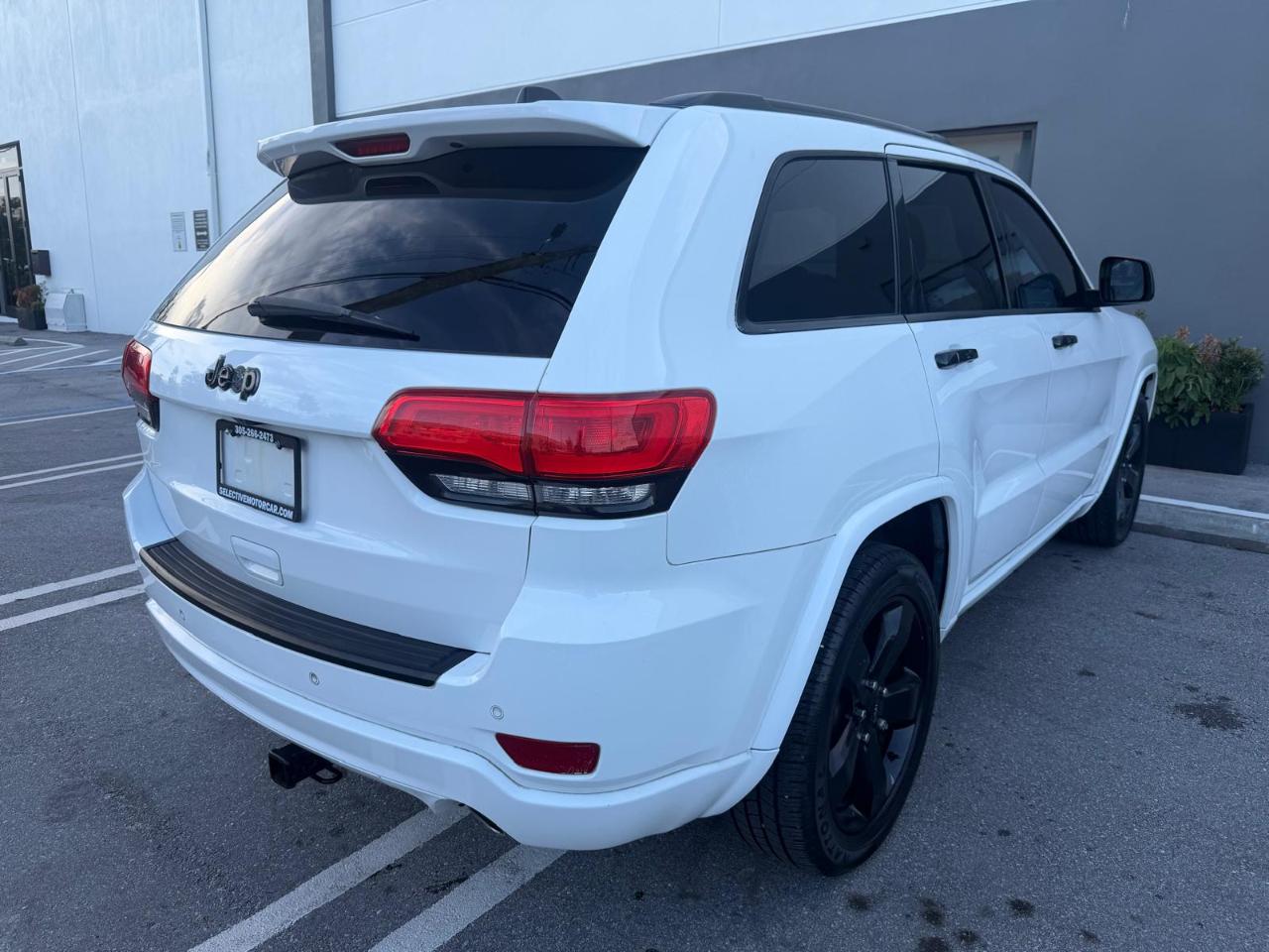 Jeep Grand Cherokee RWD 4dr Overland 2015