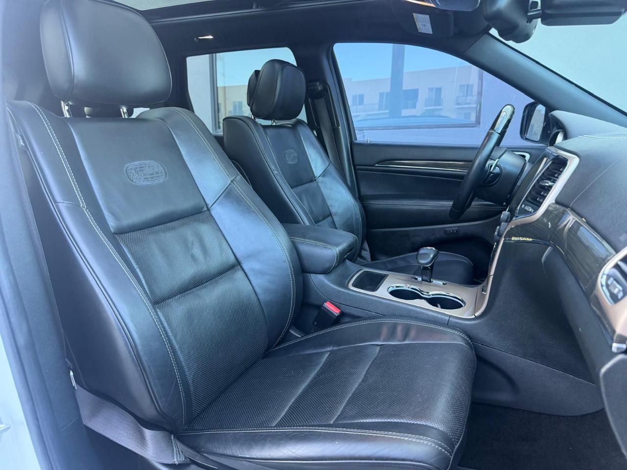 Jeep Grand Cherokee RWD 4dr Overland 2015