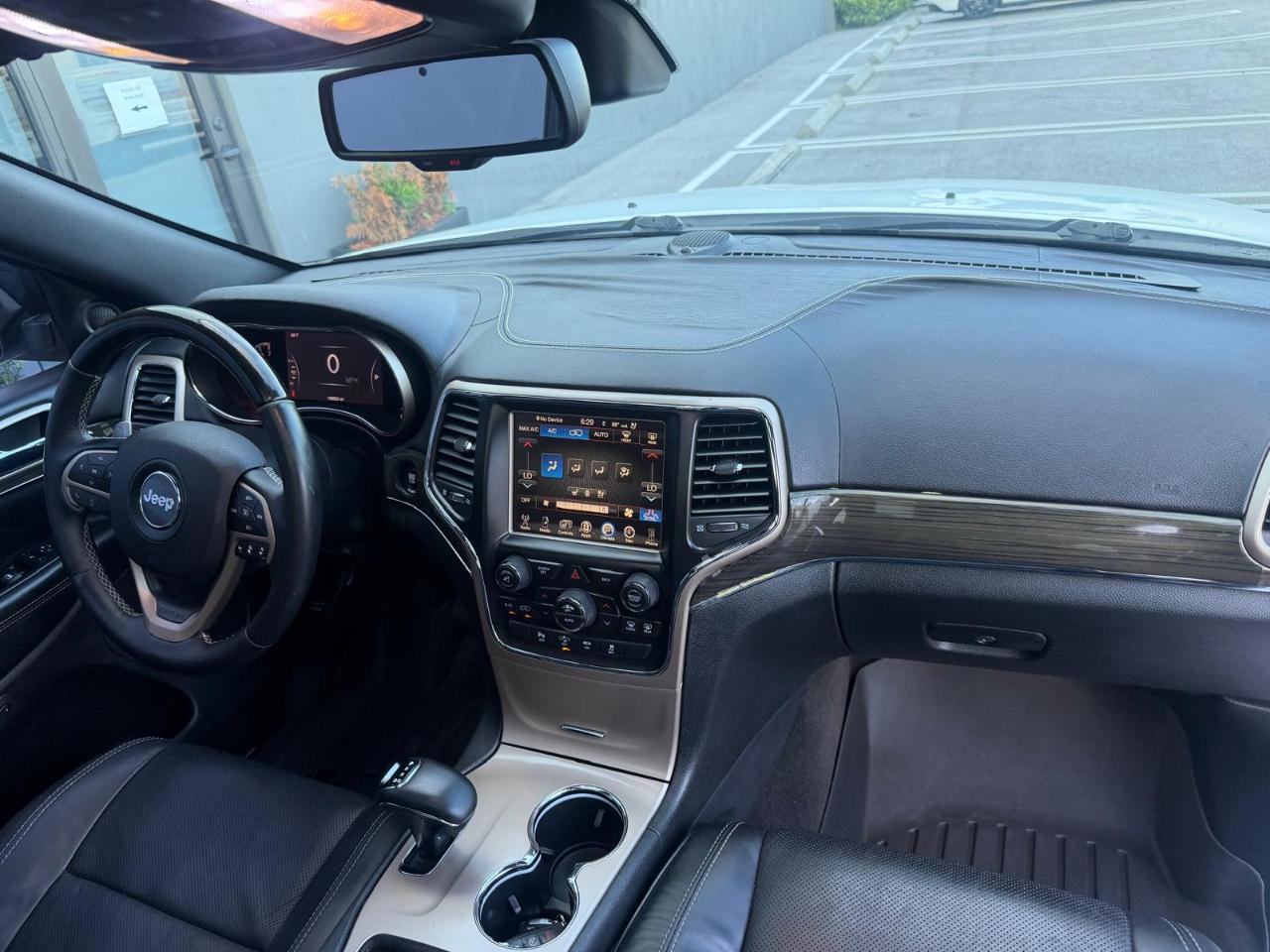 Jeep Grand Cherokee RWD 4dr Overland 2015