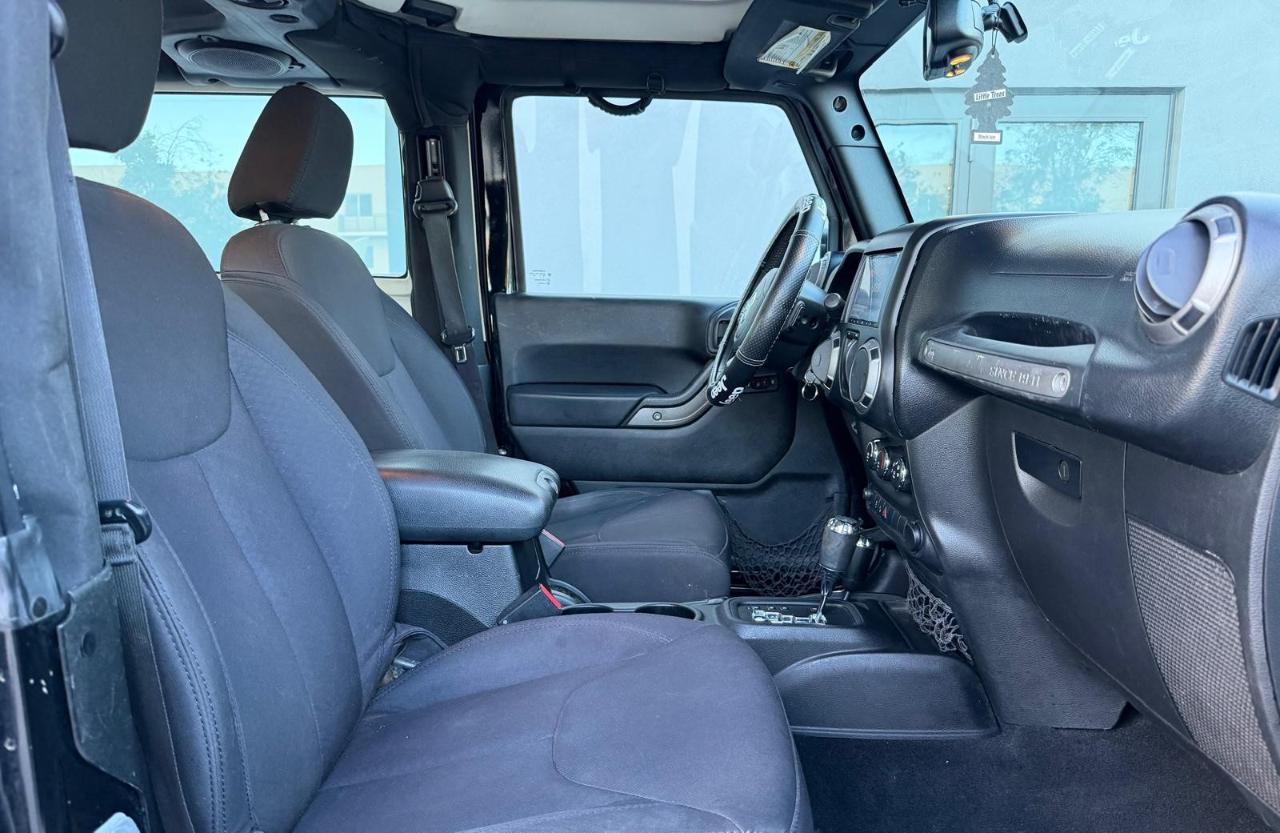 Jeep Wrangler 4WD 2dr Sport 2013