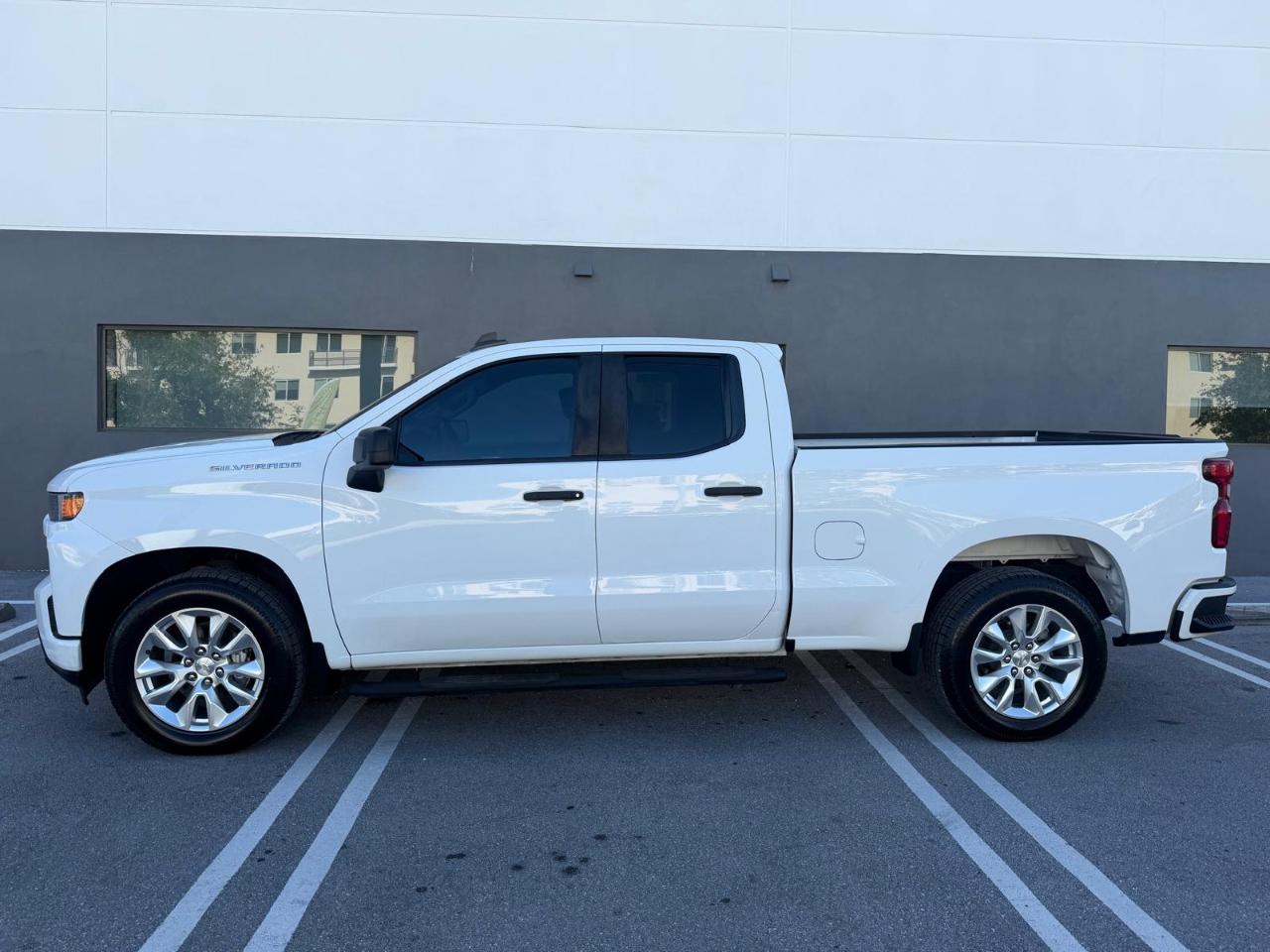 Chevrolet Silverado 1500 2WD Double Cab 147" Custom 2020