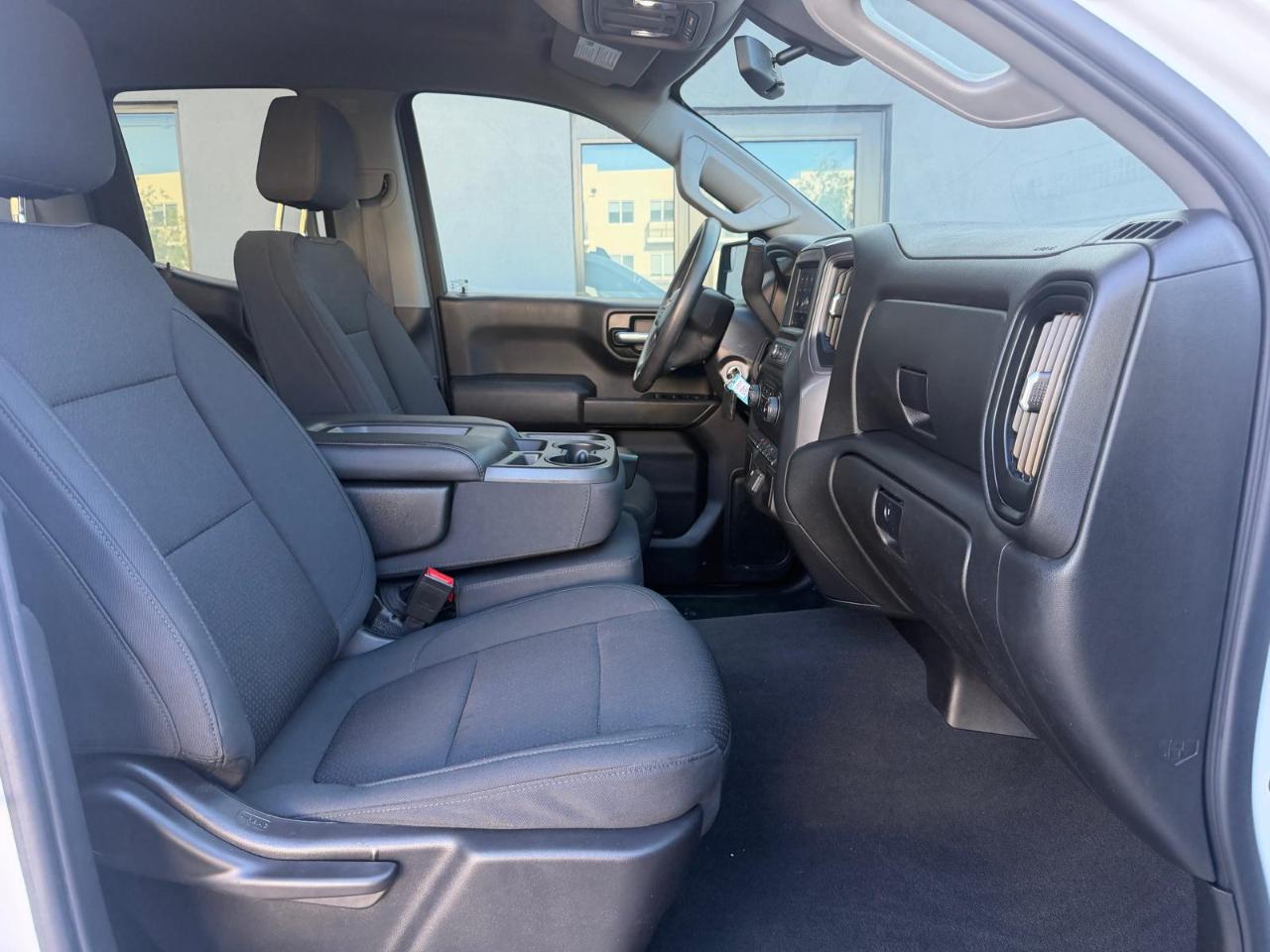 Chevrolet Silverado 1500 2WD Double Cab 147" Custom 2020