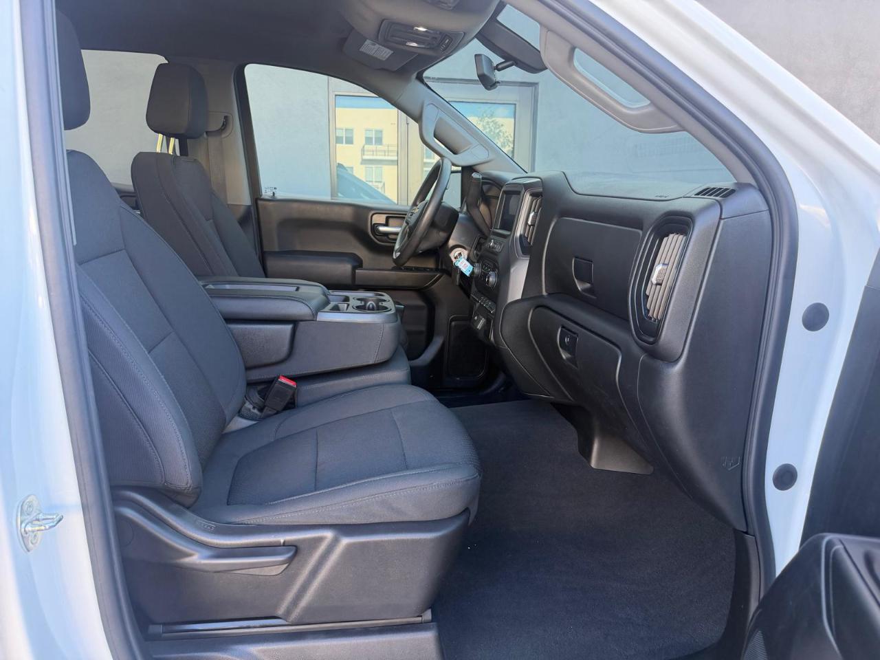 Chevrolet Silverado 1500 2WD Double Cab 147" Custom 2020