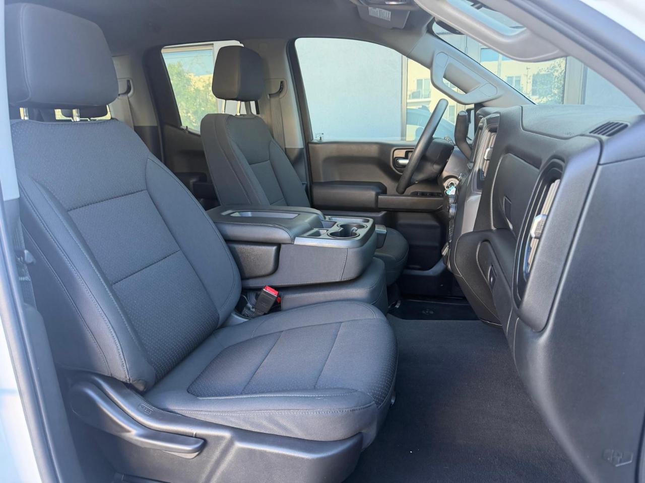 Chevrolet Silverado 1500 2WD Double Cab 147" Custom 2020
