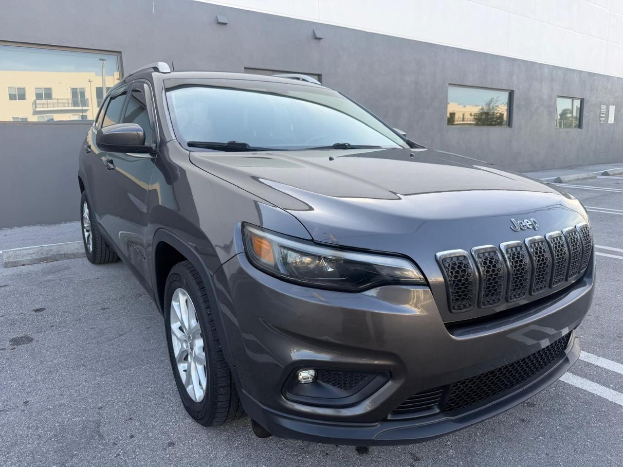 Jeep Cherokee Latitude Plus FWD 2019
