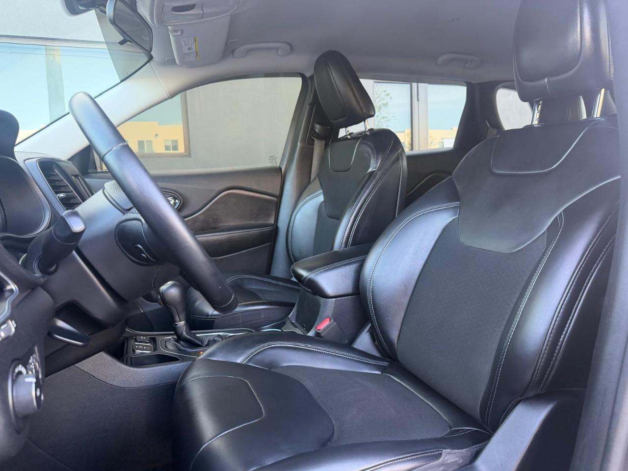 Jeep Cherokee Latitude Plus FWD 2019