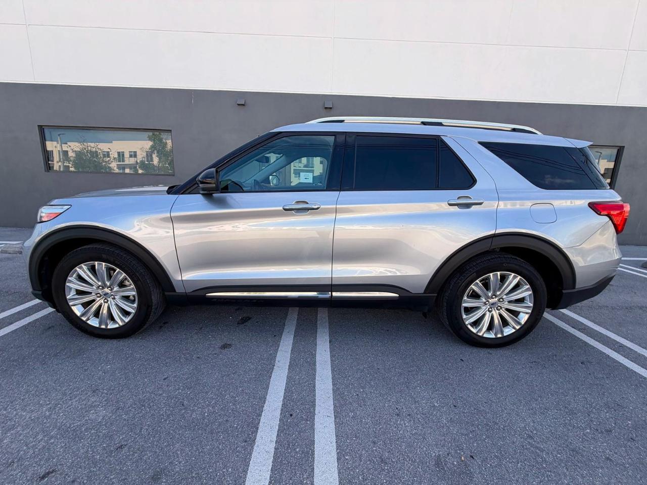 Ford Explorer Limited RWD 2020