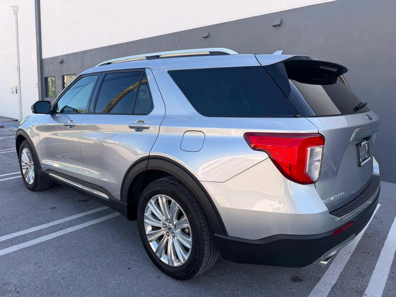 Ford Explorer Limited RWD 2020