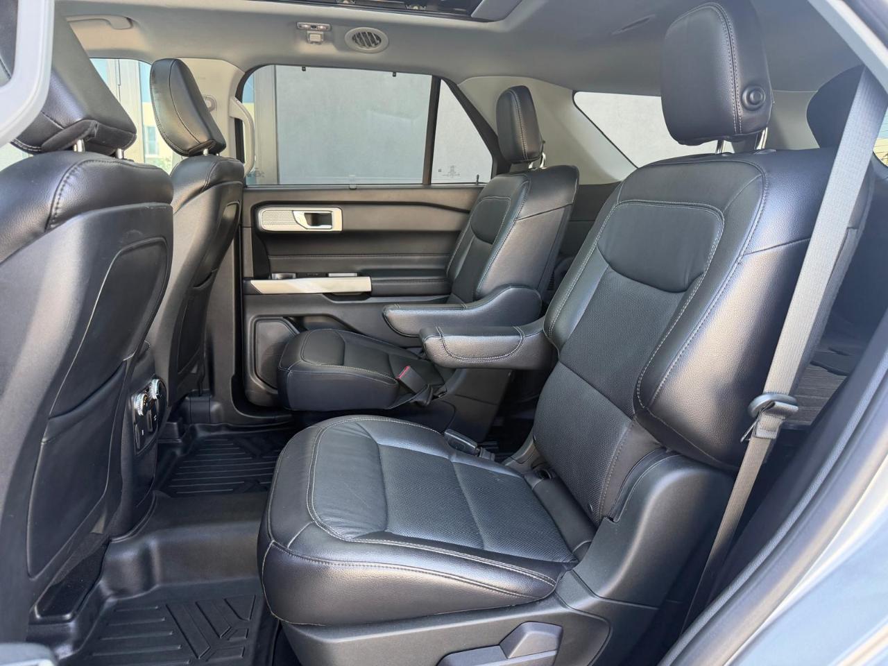 Ford Explorer Limited RWD 2020