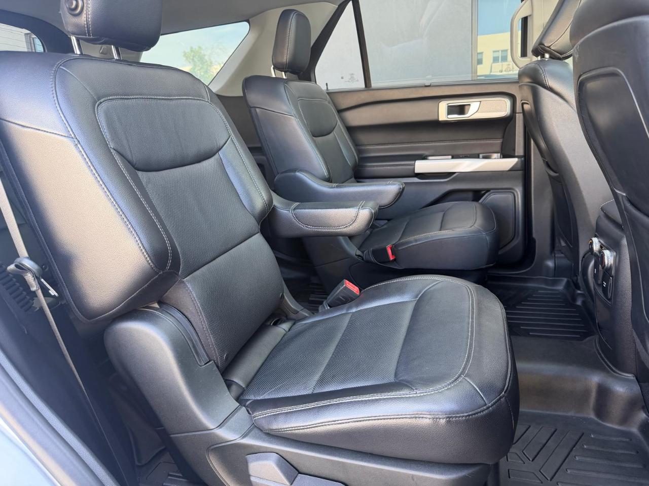 Ford Explorer Limited RWD 2020