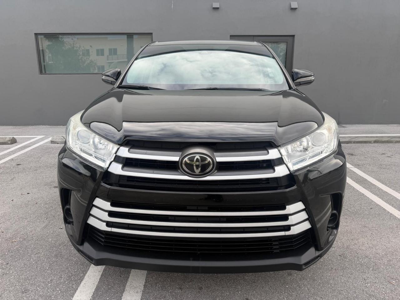 Toyota Highlander LE I4 FWD (Natl) 2018