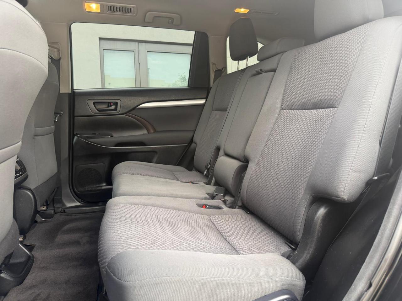 Toyota Highlander LE I4 FWD (Natl) 2018