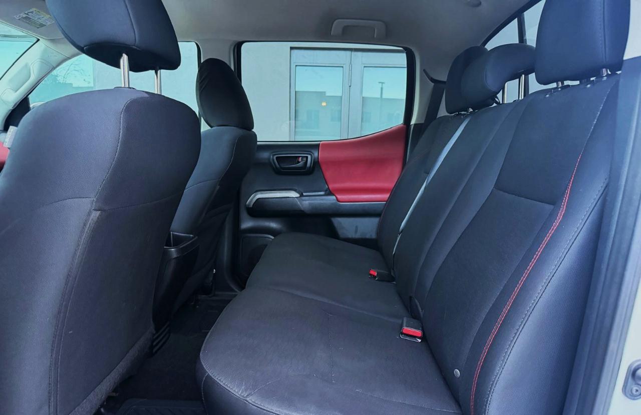 Toyota Tacoma 2WD Double Cab I4 AT SR5 (Natl) 2016