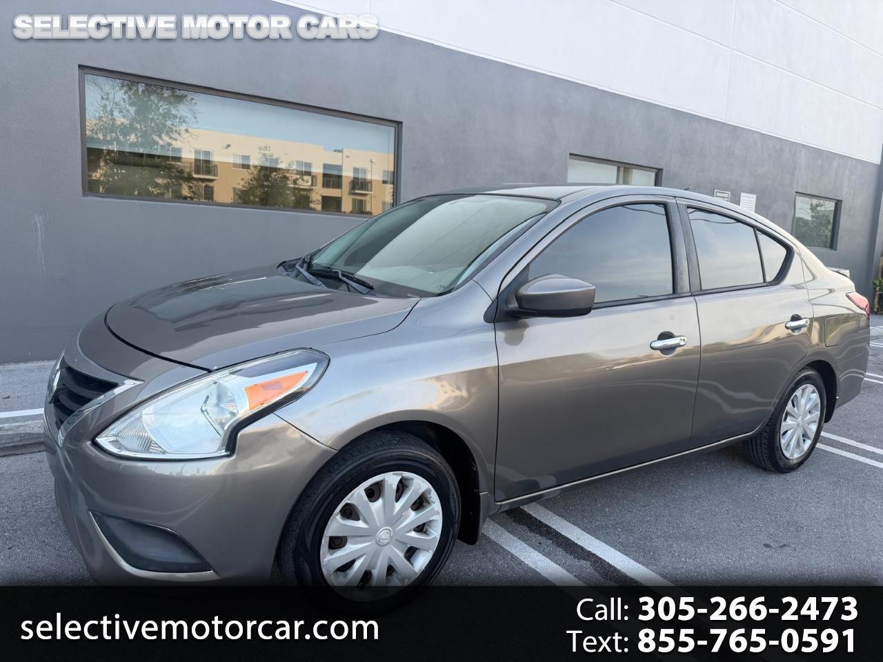 Nissan Versa 4dr Sdn CVT 1.6 SV 2015