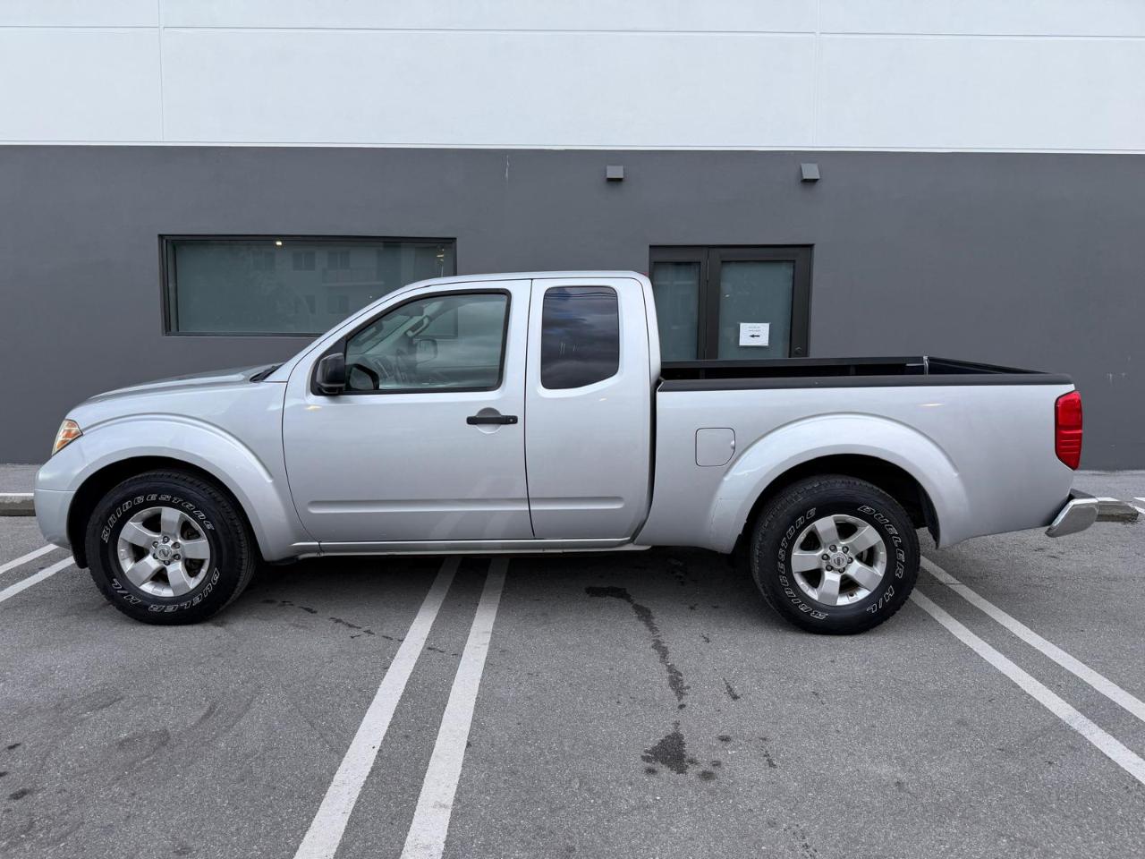 Nissan Frontier 2WD King Cab I4 Auto SV 2012
