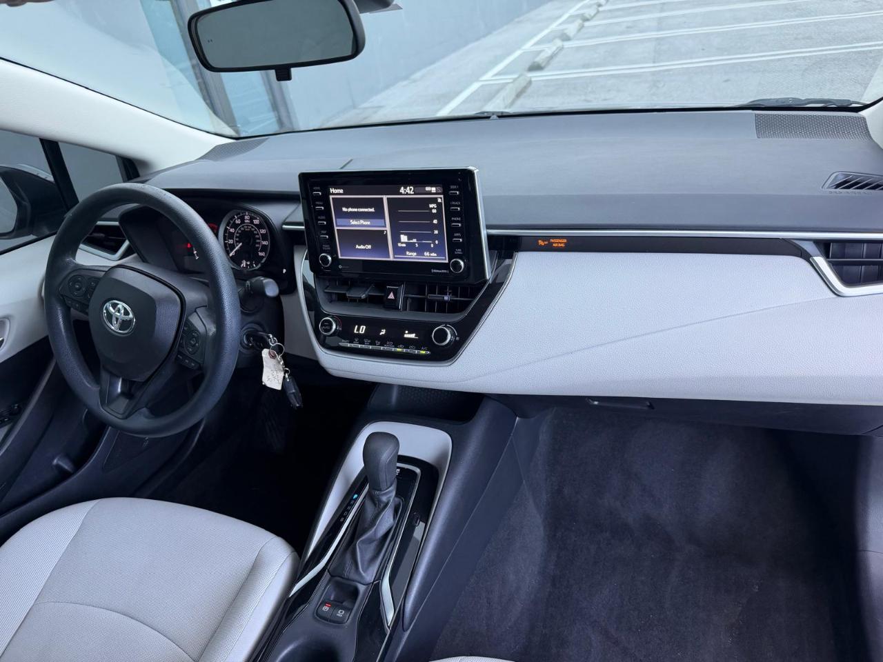 Toyota Corolla LE CVT (Natl) 2021