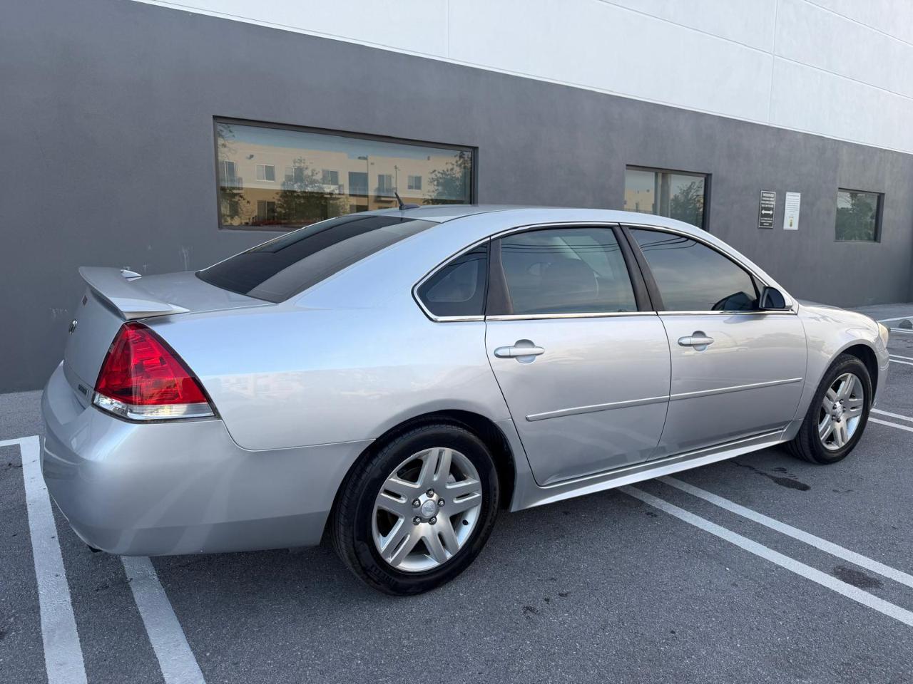 Chevrolet Impala 4dr Sdn LT Retail 2012