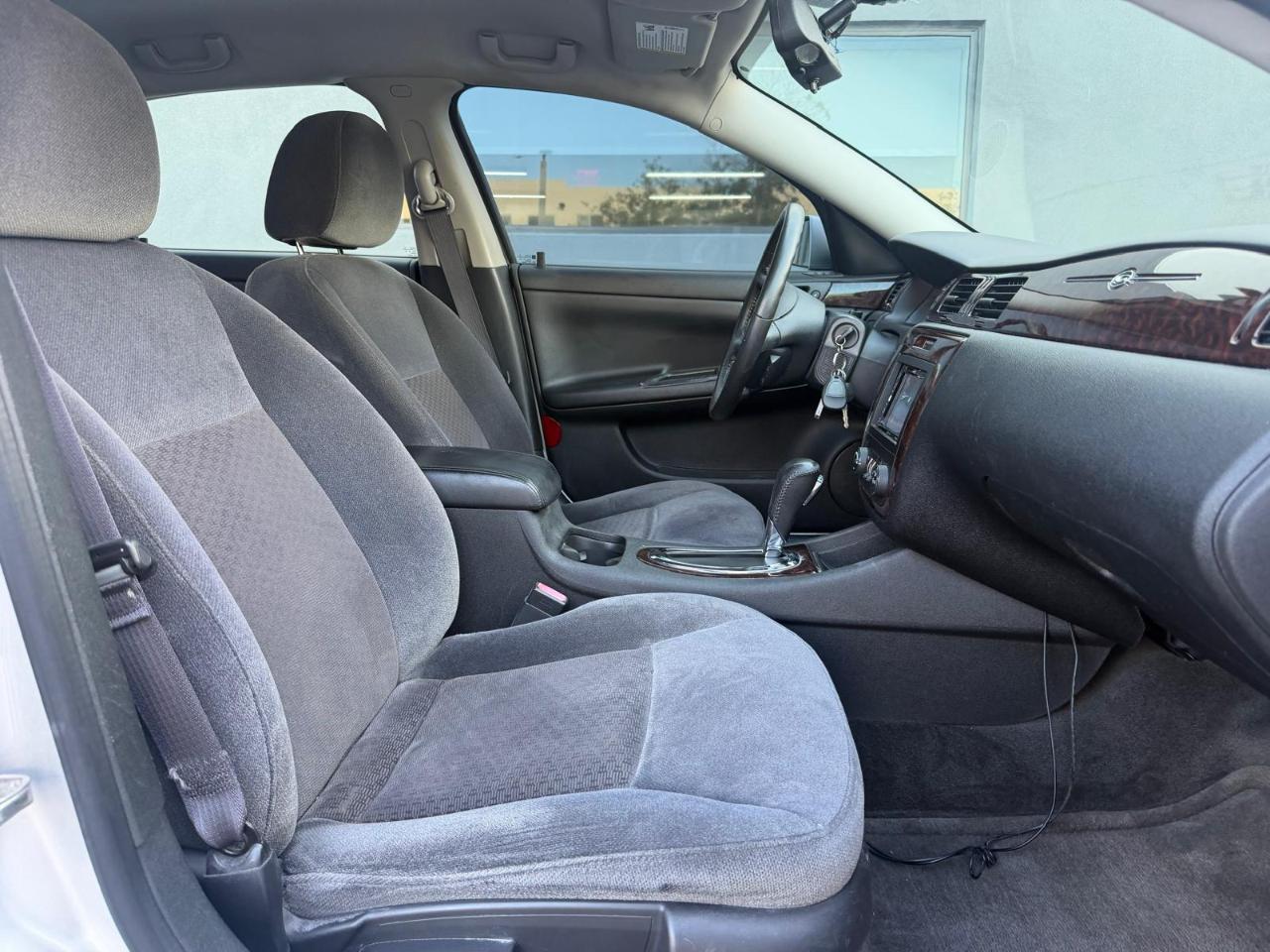 Chevrolet Impala 4dr Sdn LT Retail 2012