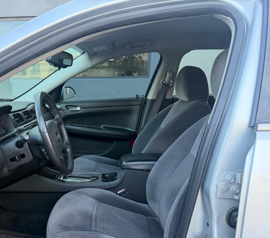 Chevrolet Impala 4dr Sdn LT Retail 2012