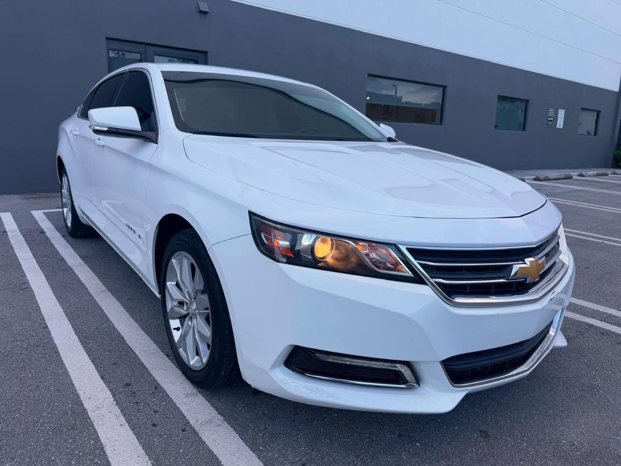 Chevrolet Impala 4dr Sdn LT w/1LT 2020
