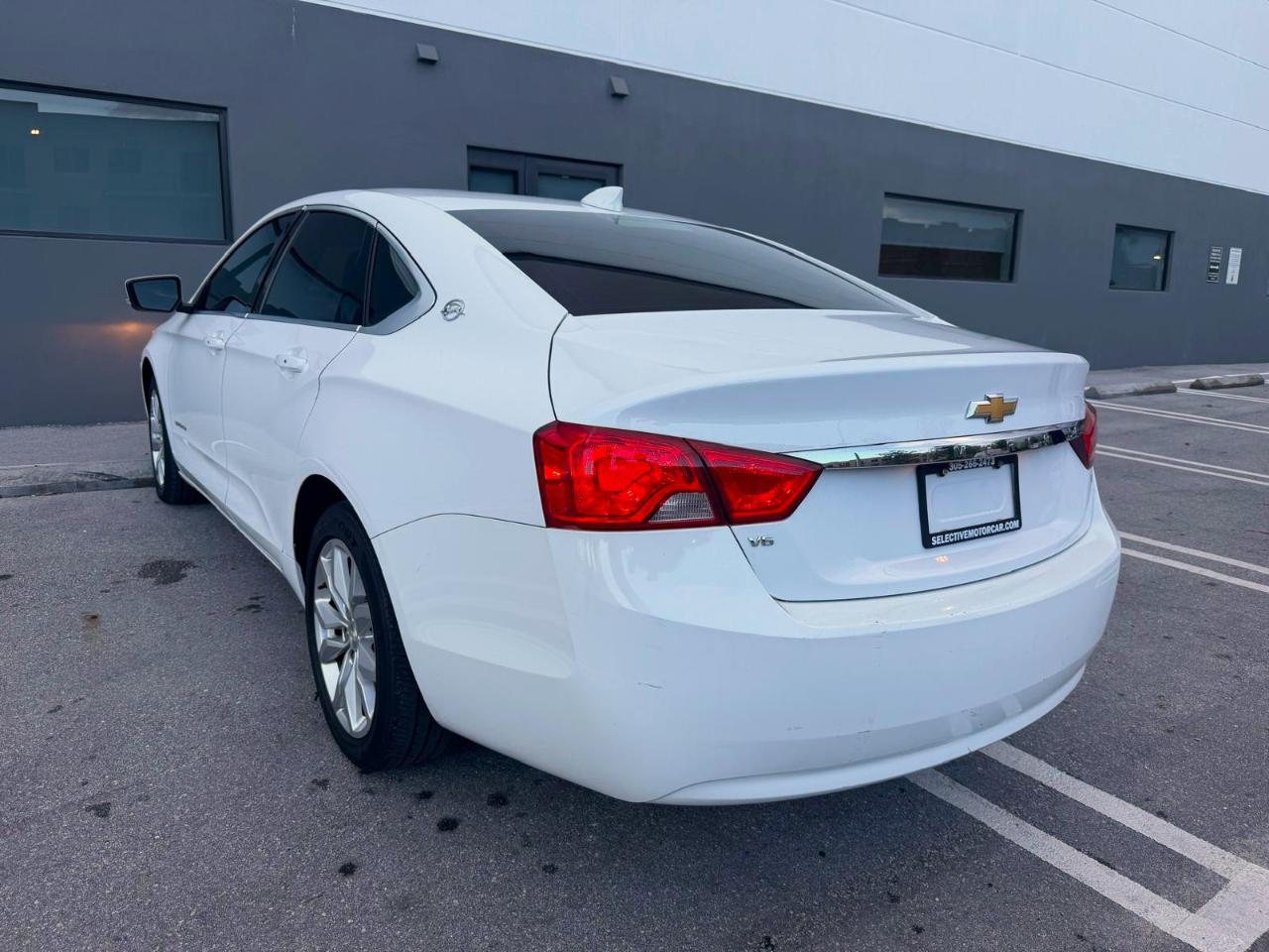 Chevrolet Impala 4dr Sdn LT w/1LT 2020