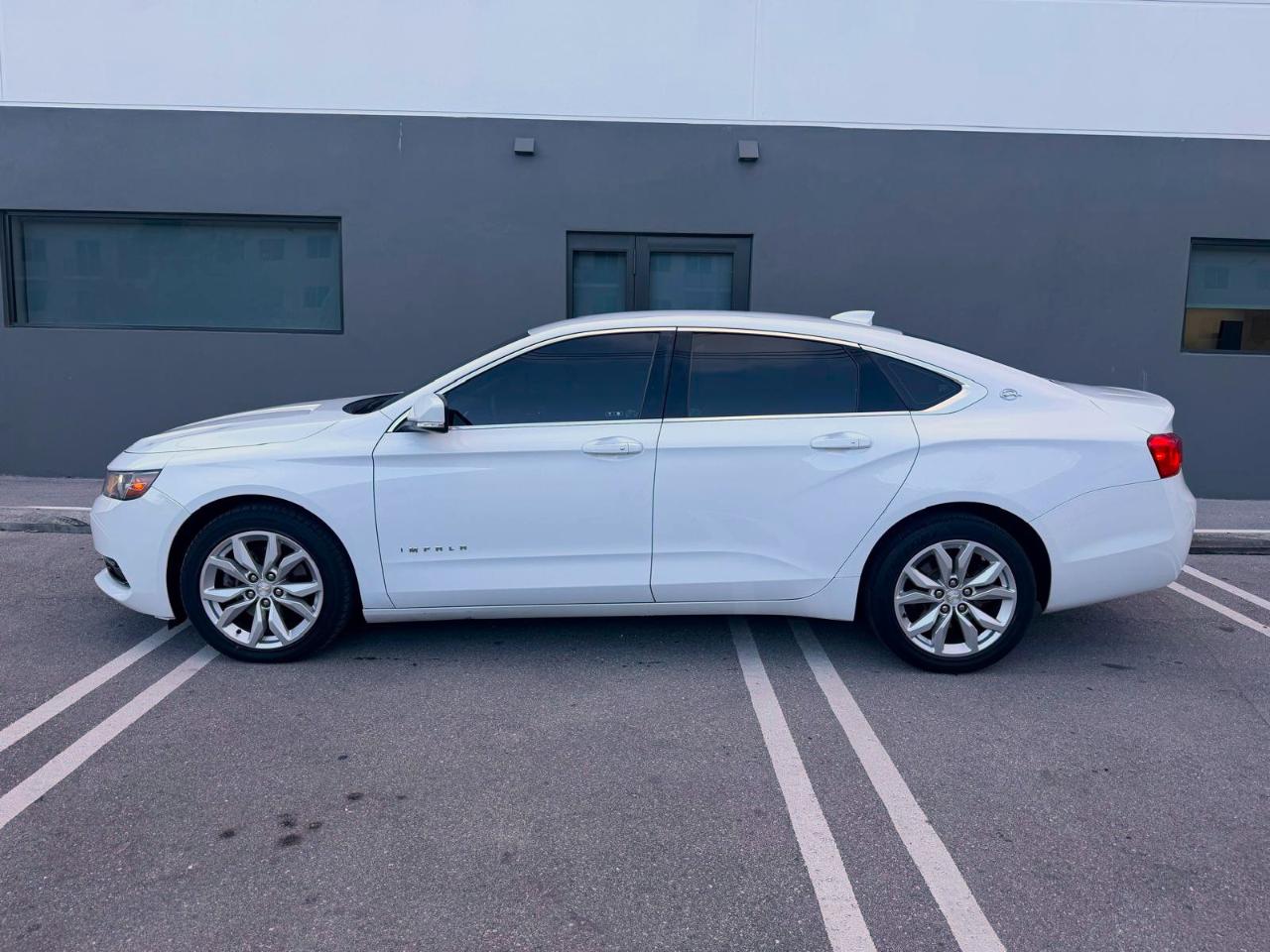 Chevrolet Impala 4dr Sdn LT w/1LT 2020