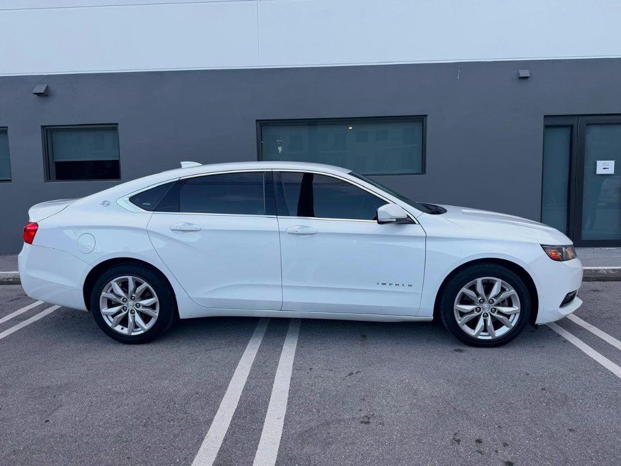 Chevrolet Impala 4dr Sdn LT w/1LT 2020