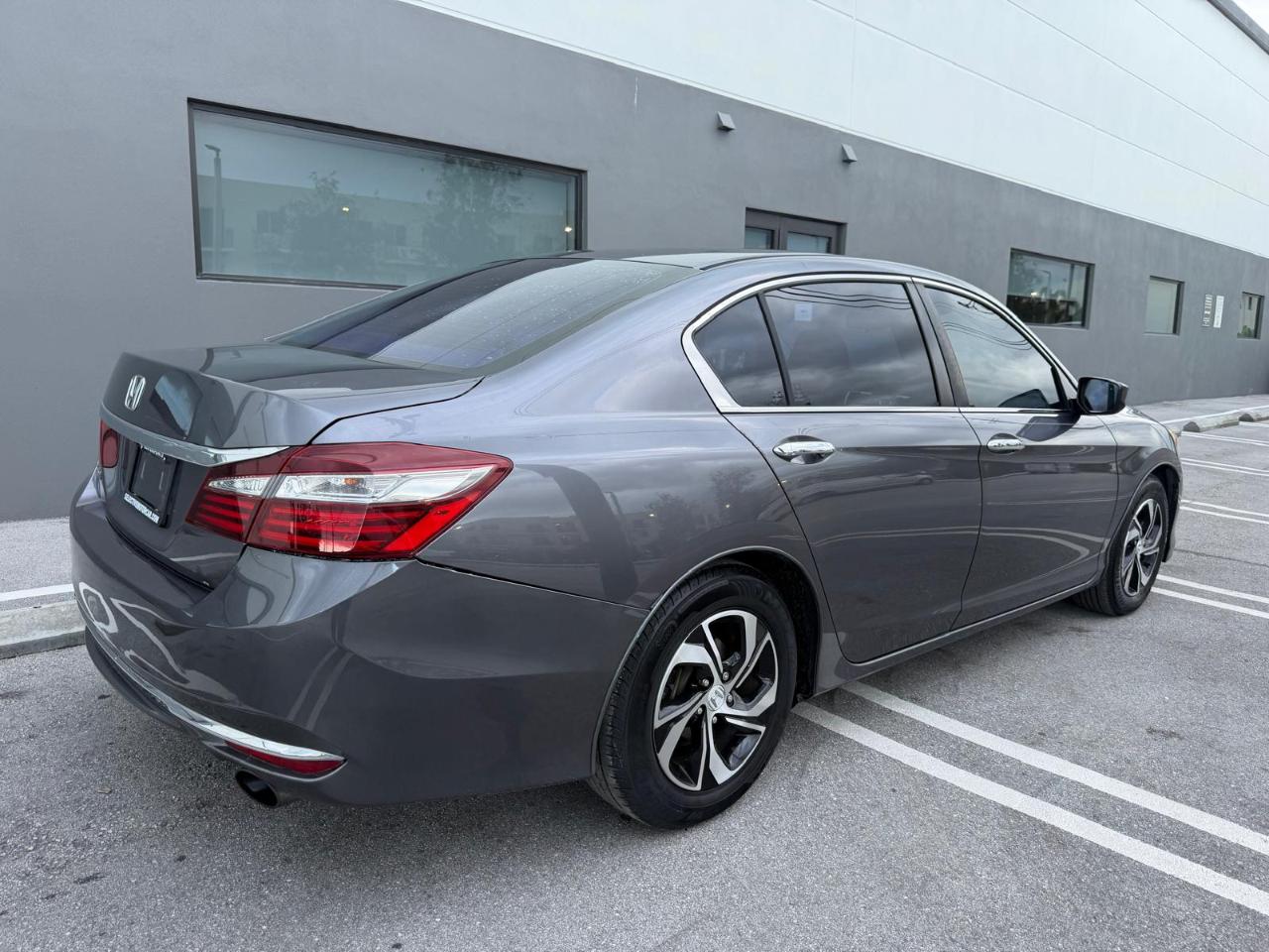 Honda Accord Sedan LX CVT 2017