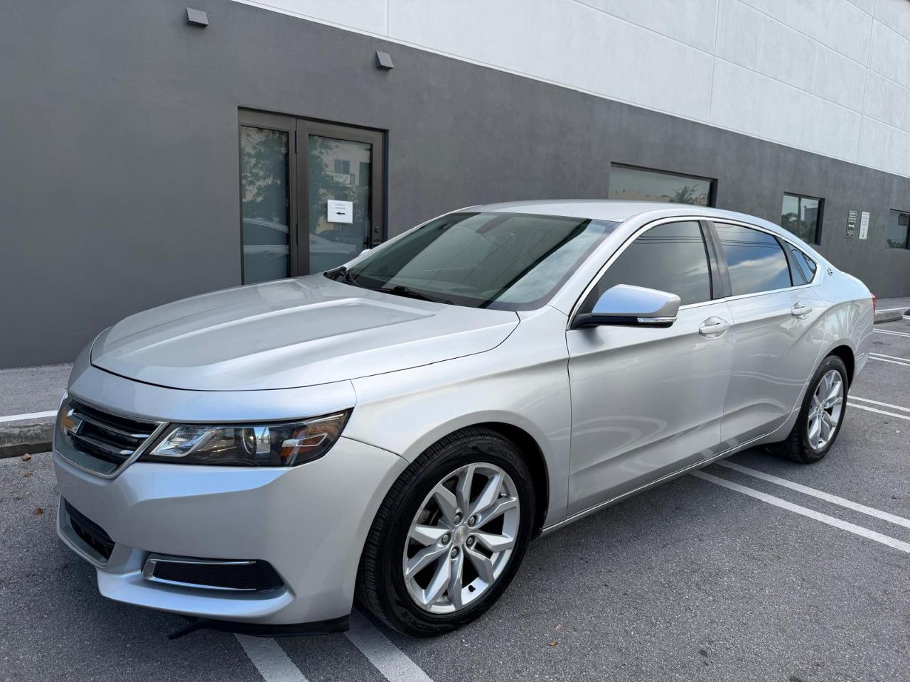 Chevrolet Impala 4dr Sdn LT w/1LT 2016