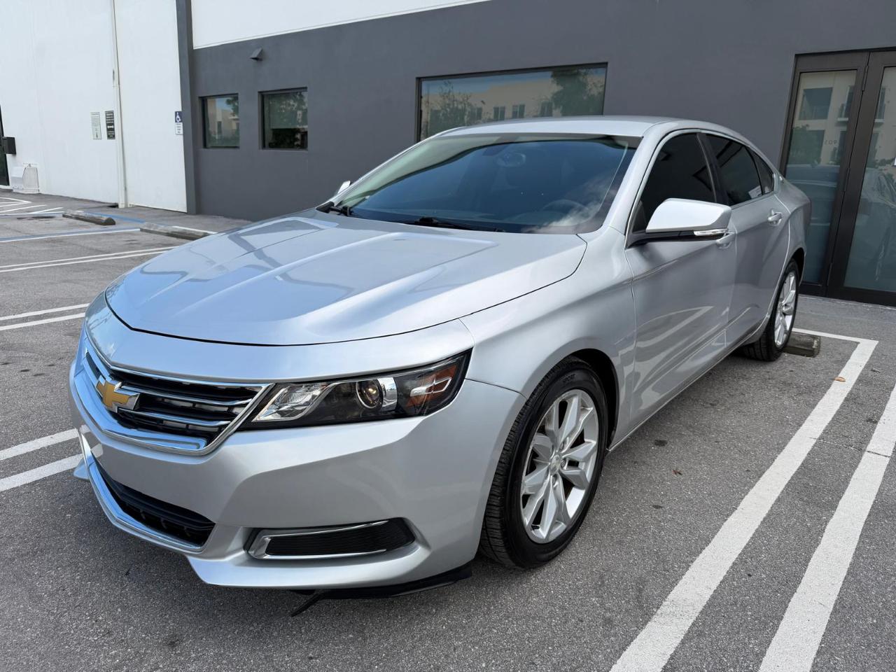 Chevrolet Impala 4dr Sdn LT w/1LT 2016
