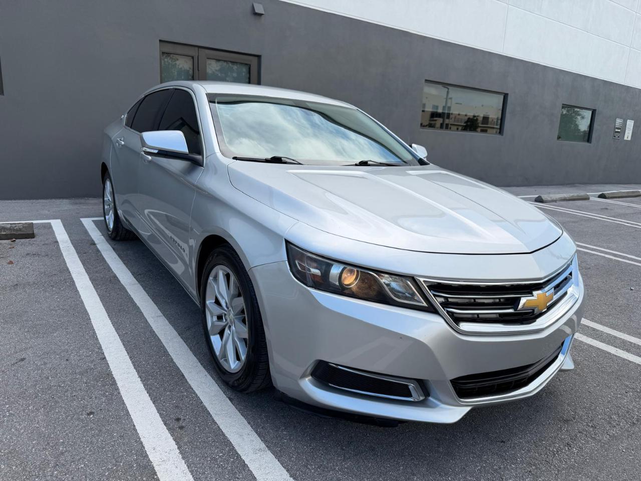 Chevrolet Impala 4dr Sdn LT w/1LT 2016