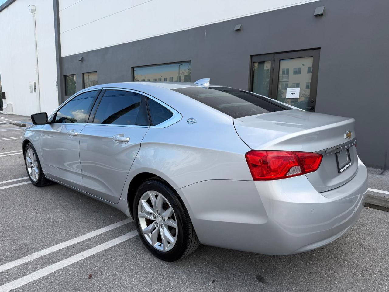 Chevrolet Impala 4dr Sdn LT w/1LT 2016