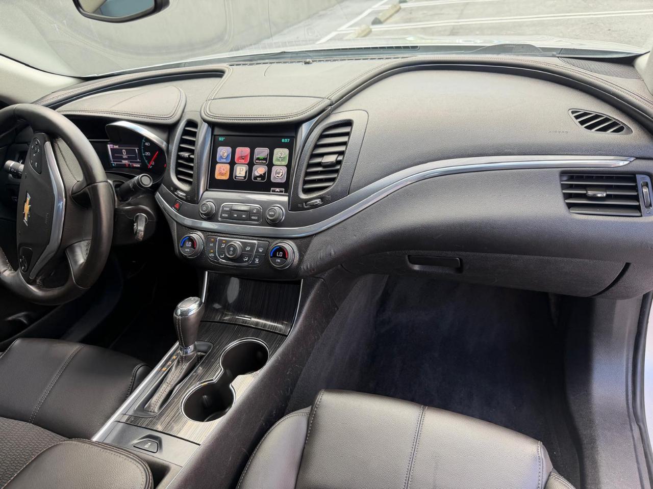 Chevrolet Impala 4dr Sdn LT w/1LT 2016