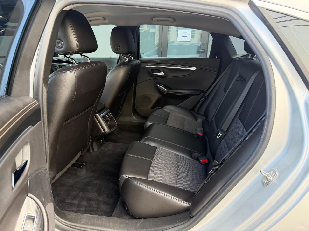 Chevrolet Impala 4dr Sdn LT w/1LT 2016