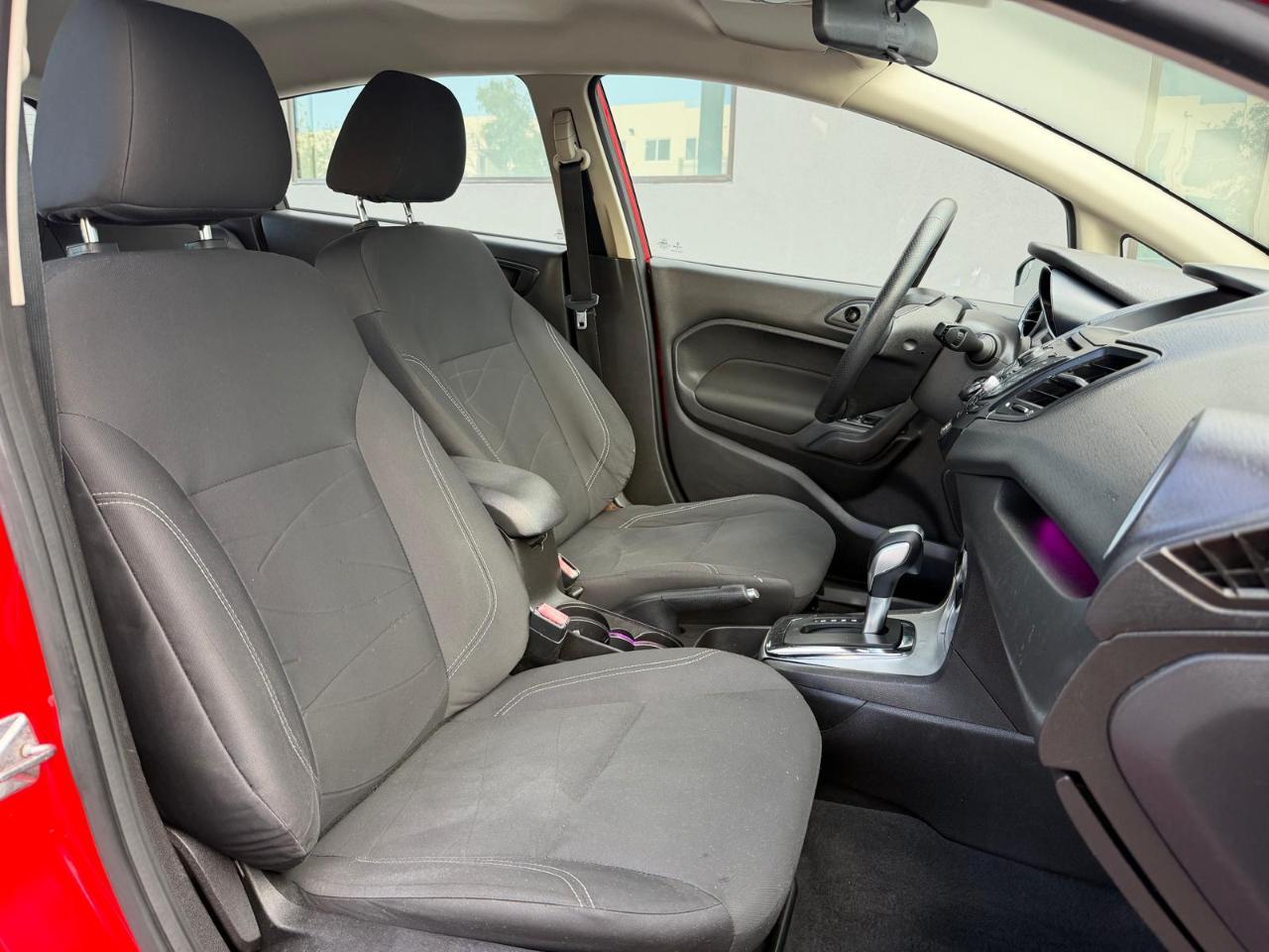 Ford Fiesta 5dr HB SE 2015