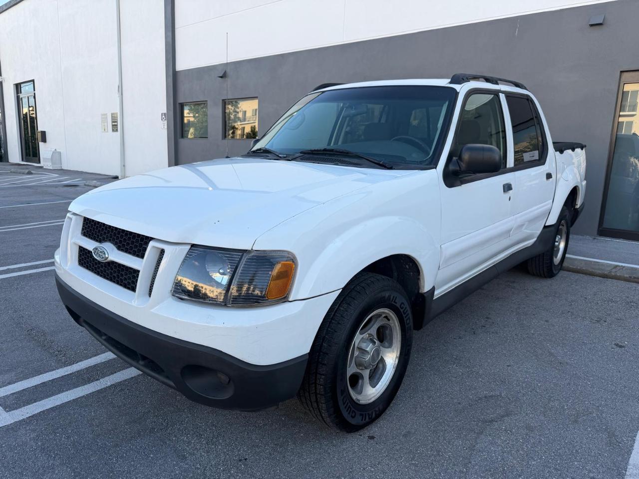 Ford Explorer Sport Trac 4dr 126" WB XLT Premium 2005