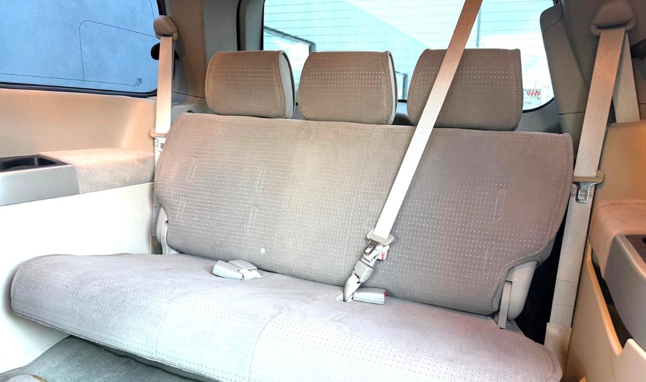 Nissan Quest 4dr Van SL 2006