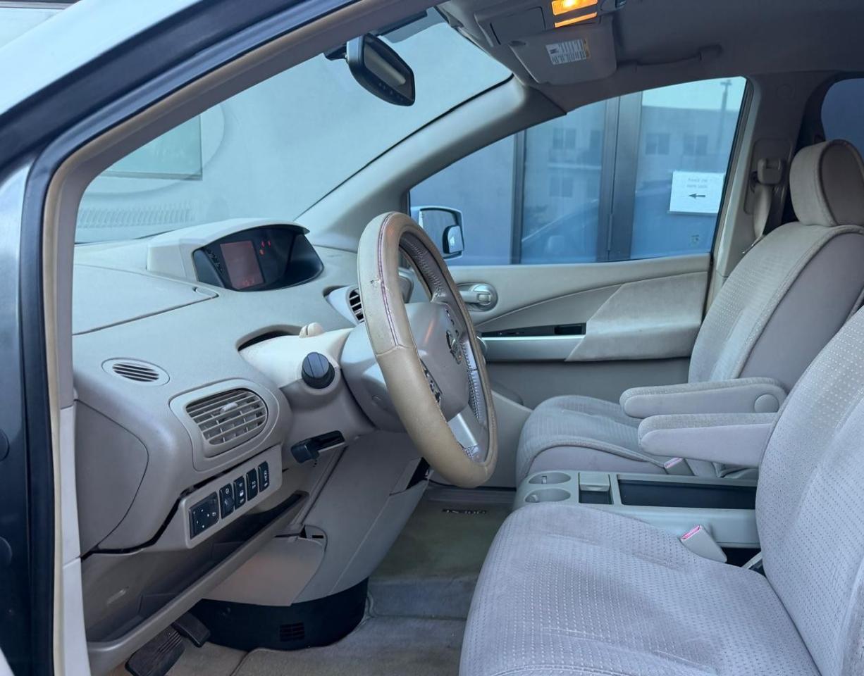 Nissan Quest 4dr Van SL 2006