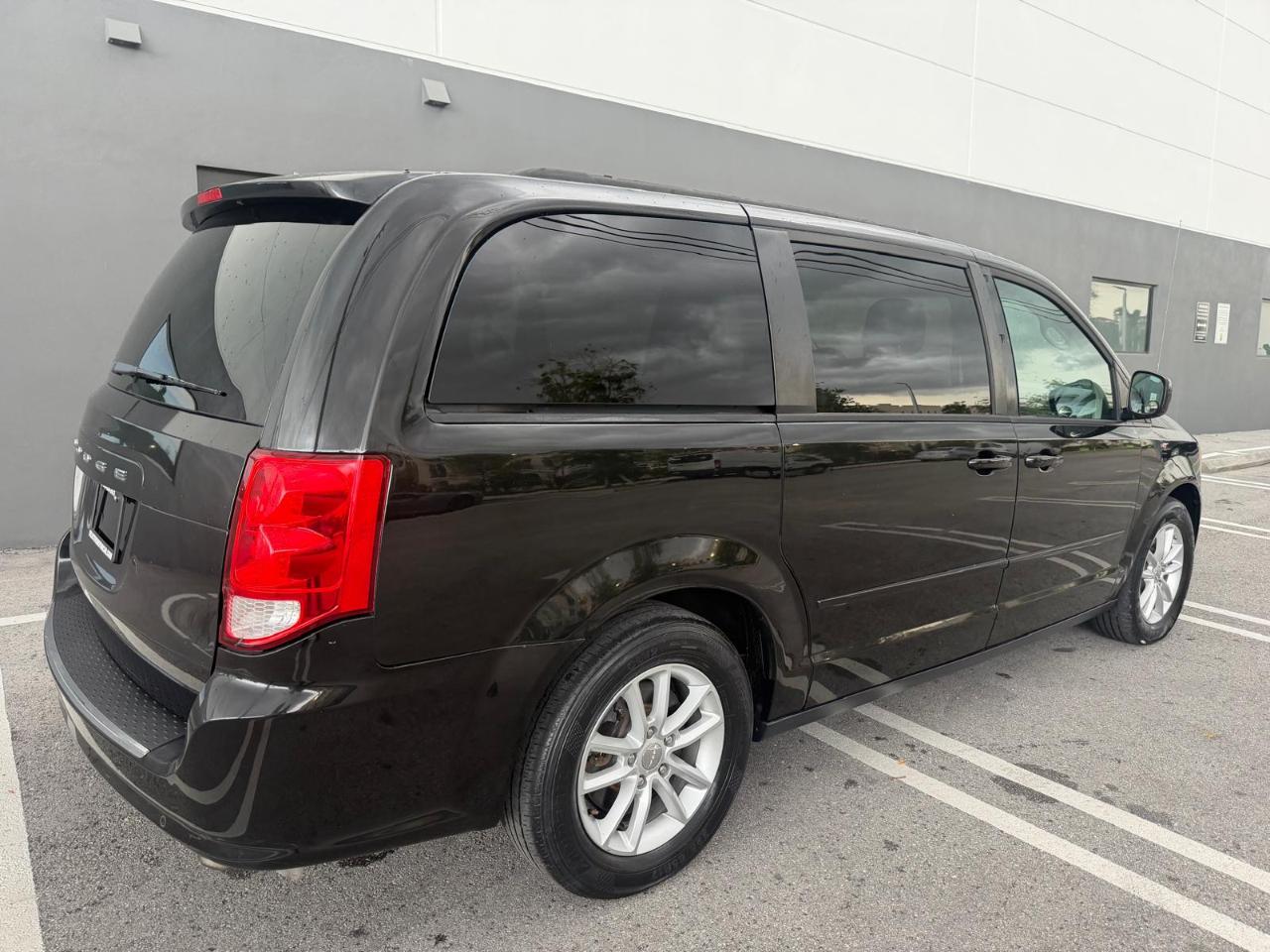 Dodge Grand Caravan 4dr Wgn SXT 2016
