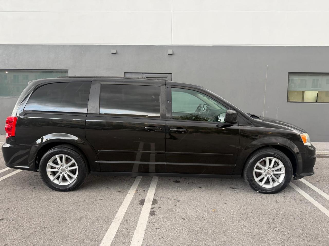 Dodge Grand Caravan 4dr Wgn SXT 2016