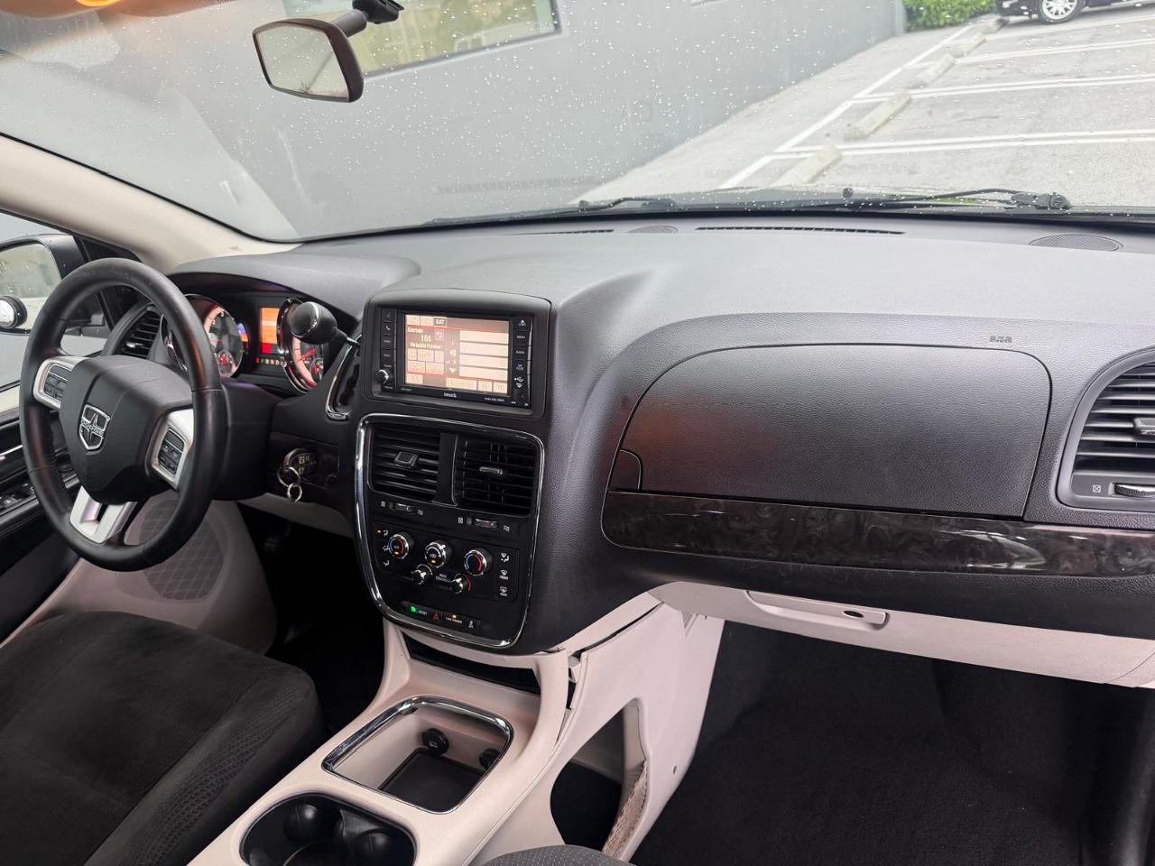 Dodge Grand Caravan 4dr Wgn SXT 2016