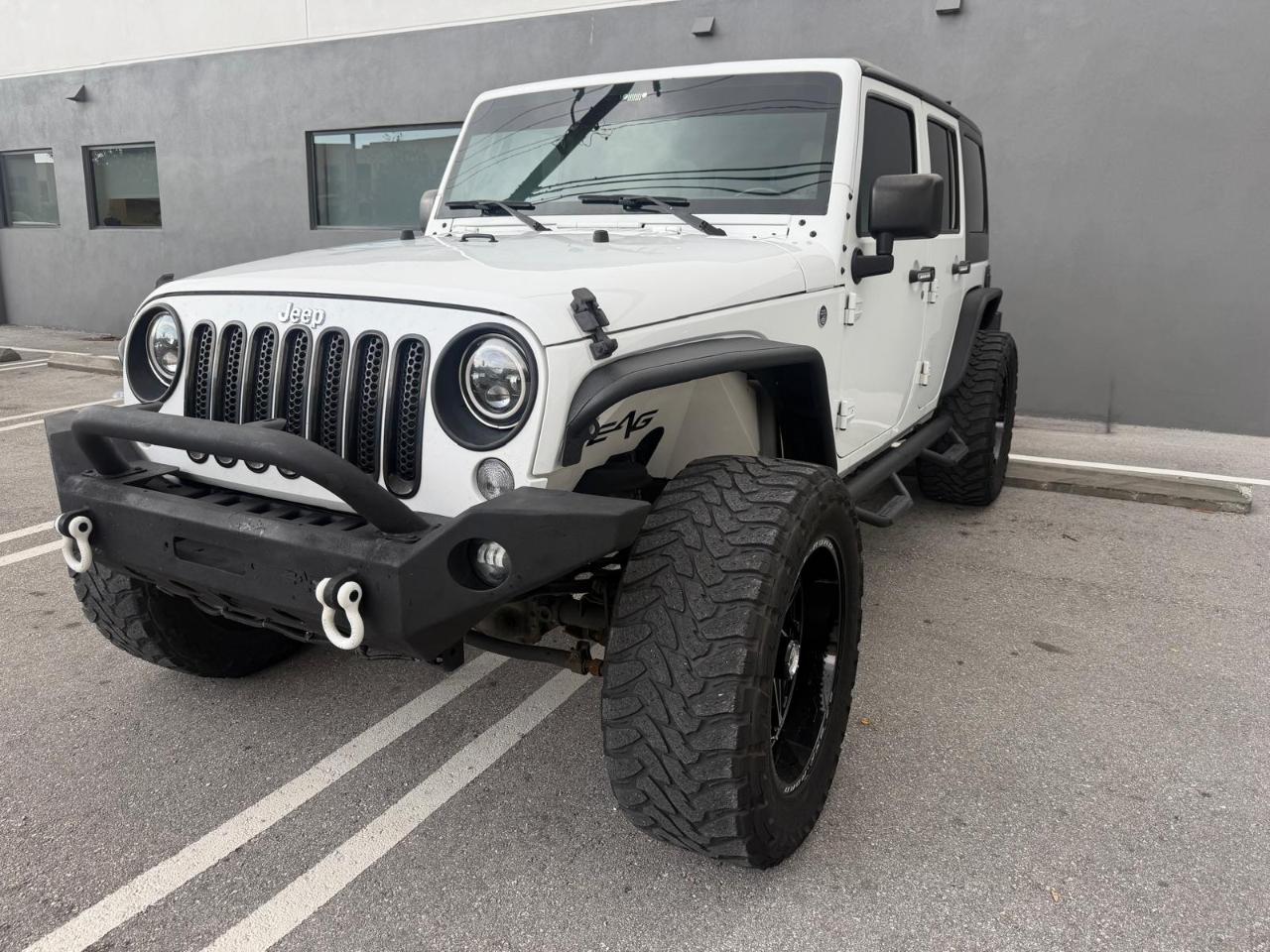 Jeep Wrangler Unlimited 4WD 4dr Sport 2016