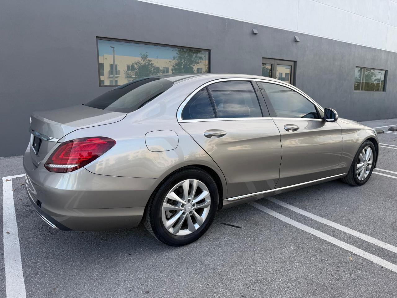 Mercedes-Benz C-Class C 300 Sedan 2019