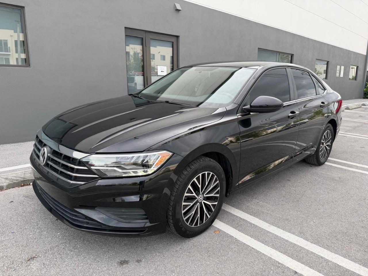 Volkswagen Jetta SE 4D Sedan 2021